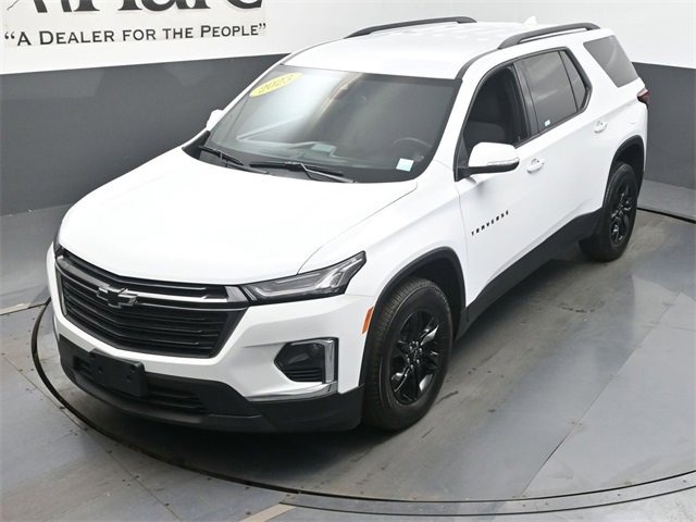 Used 2023 Chevrolet Traverse LT image 45