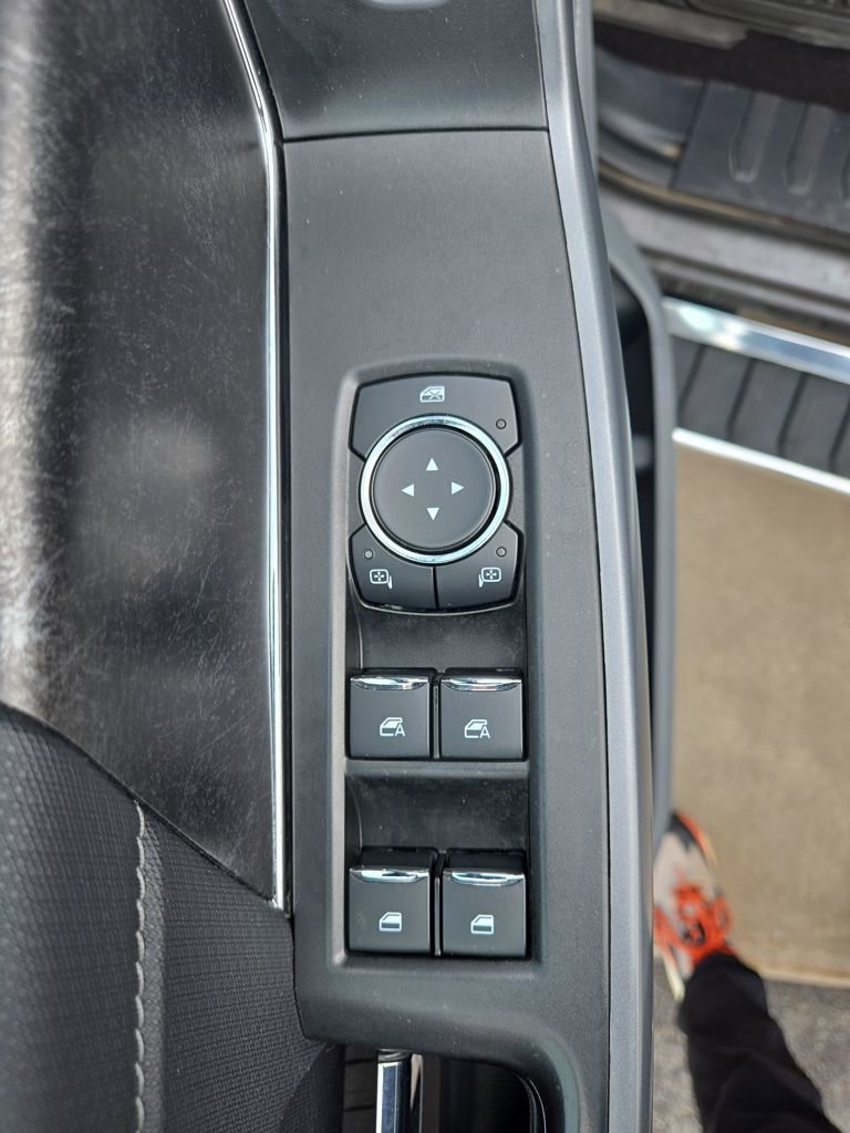 Used 2022 Ford F150 XLT w/ Equipment Group 302A High image 13