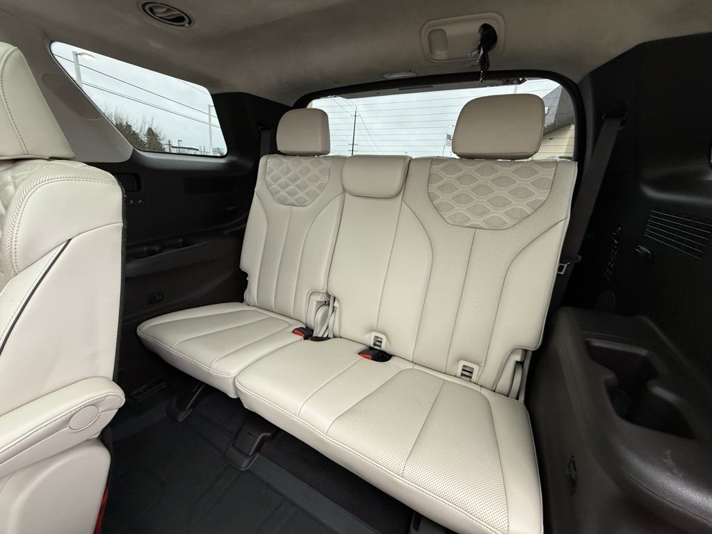 Certified 2021 Hyundai Palisade Calligraphy w/ Winter Package image 17