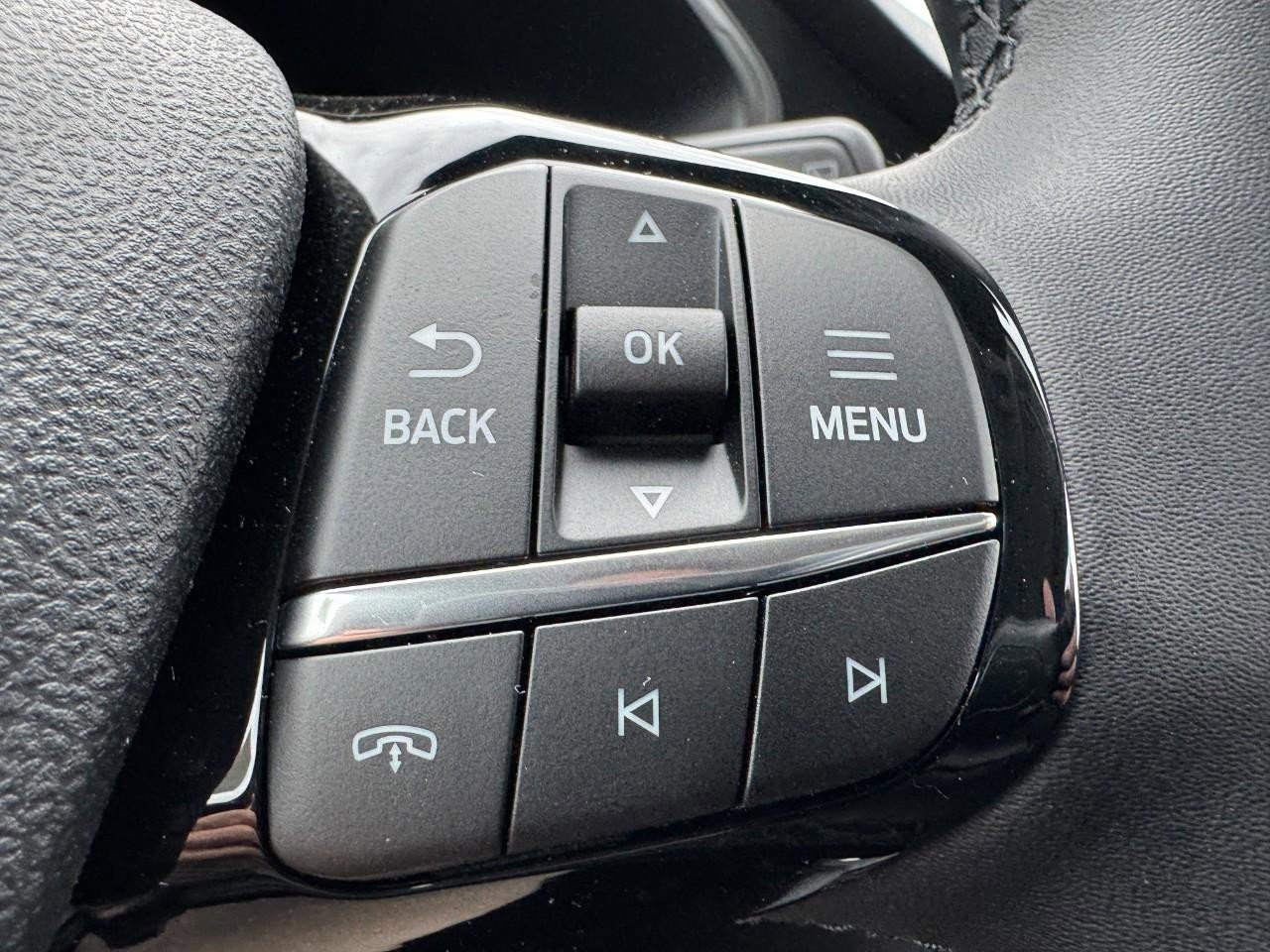 New 2025 Ford Escape Active w/ Cold Weather Package image 12