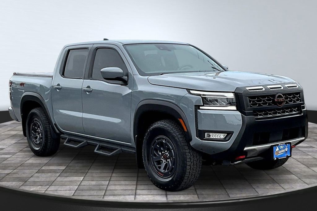 Used 2025 Nissan Frontier PRO-4X w/ Tow Package AWD/4WD image 1