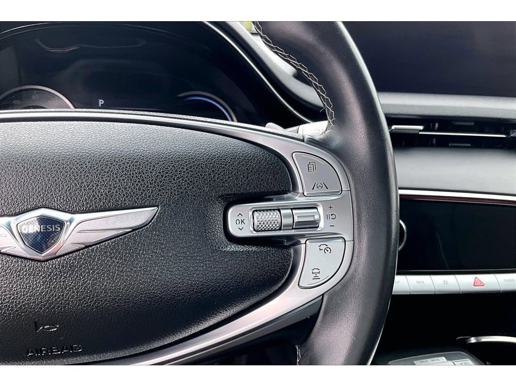 Used 2023 Genesis GV70 2.5T w/ Advanced Package image 12