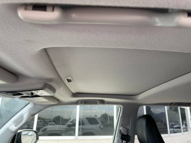 Used 2022 Toyota 4Runner Limited AWD/4WD image 11