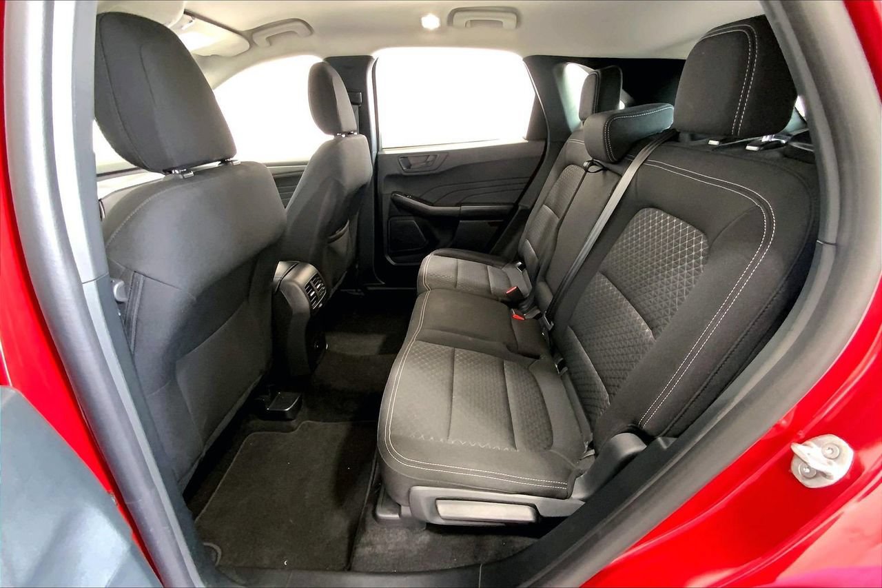 Used 2025 Ford Escape Active FWD image 19