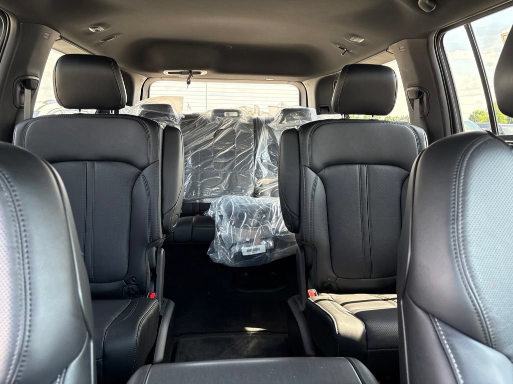 New 2026 Jeep Grand Wagoneer Limited AWD/4WD image 14