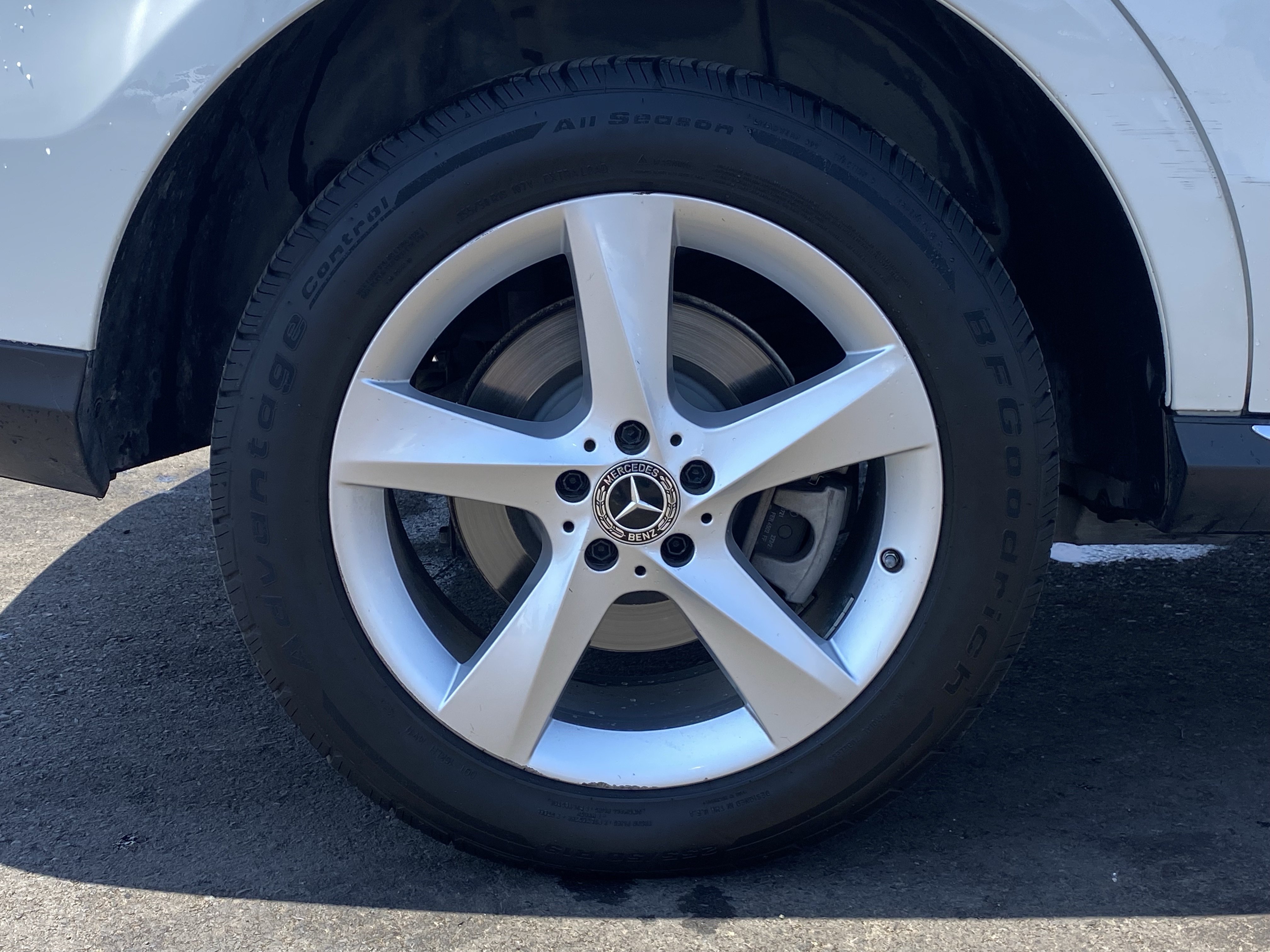 Used 2019 Mercedes-Benz GLE 400 4MATIC image 9