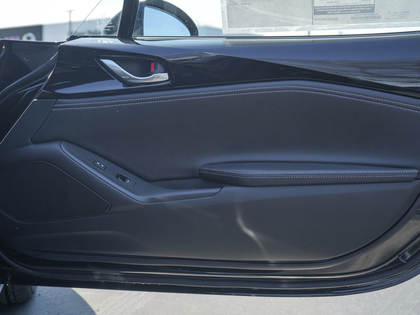 New 2026 MAZDA MX-5 Miata Club w/ Weather Package RWD image 6