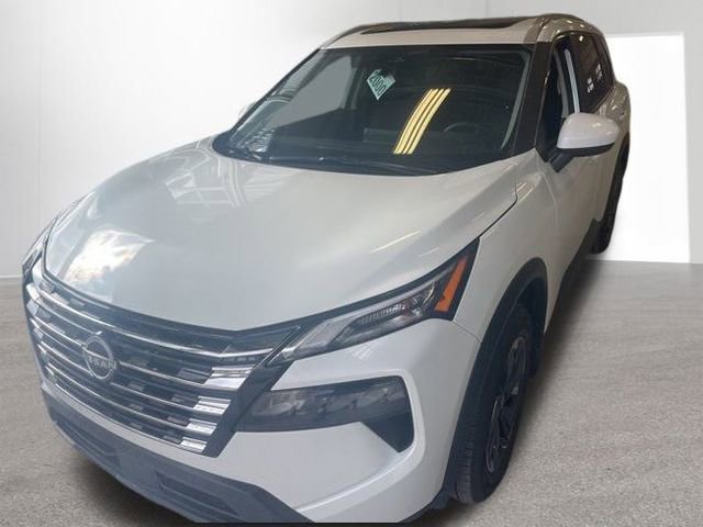 Used 2025 Nissan Rogue SV w/ SV Premium Package image 1