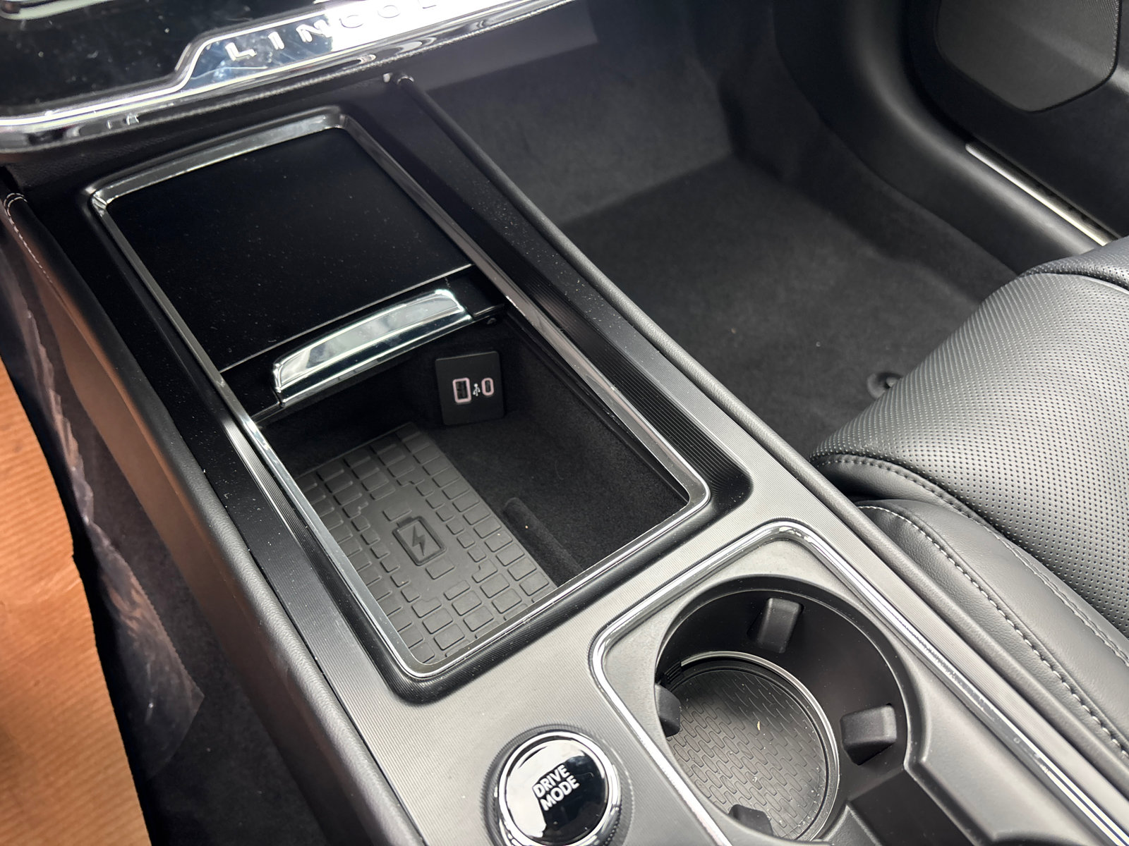 New 2026 Lincoln Corsair Grand Touring image 23