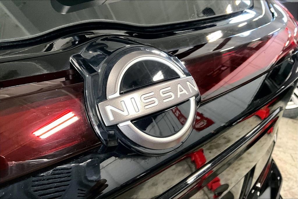 Certified 2025 Nissan Kicks Play S image 7