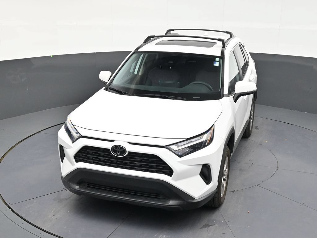 Used 2025 Toyota RAV4 XLE w/ Convenience Package AWD/4WD image 19