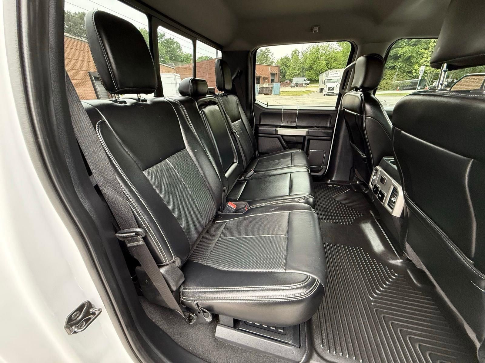 Used 2020 Ford F250 Lariat w/ Lariat Value Package AWD/4WD image 28