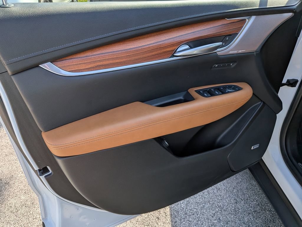 Certified 2024 Cadillac XT5 Premium Luxury FWD image 8