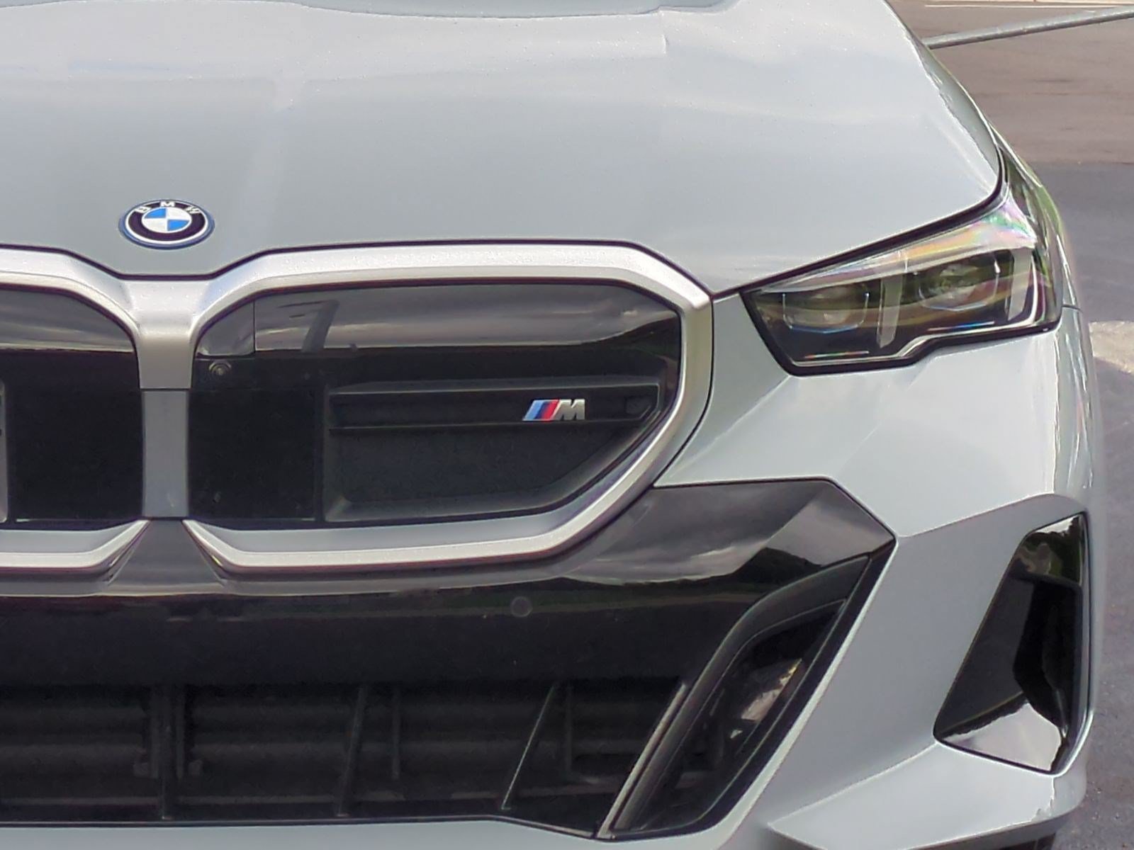 Certified 2025 BMW i5 M60 AWD/4WD image 5