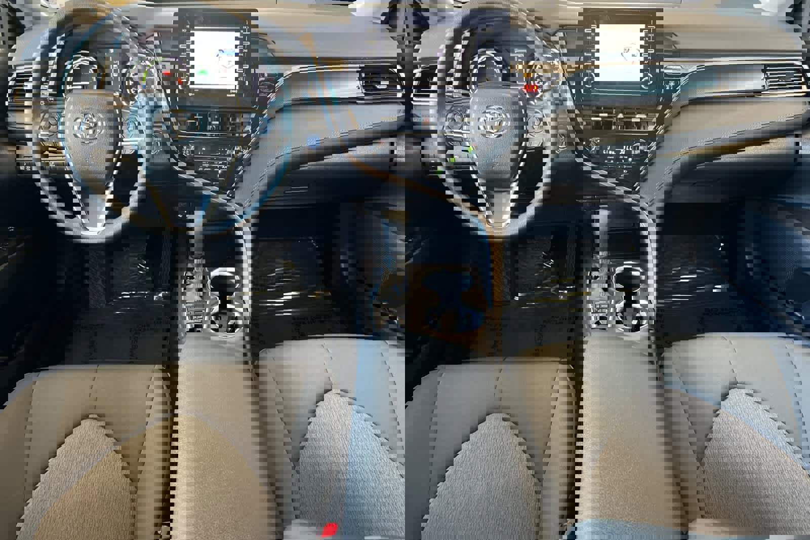 Certified 2023 Toyota Camry LE image 3