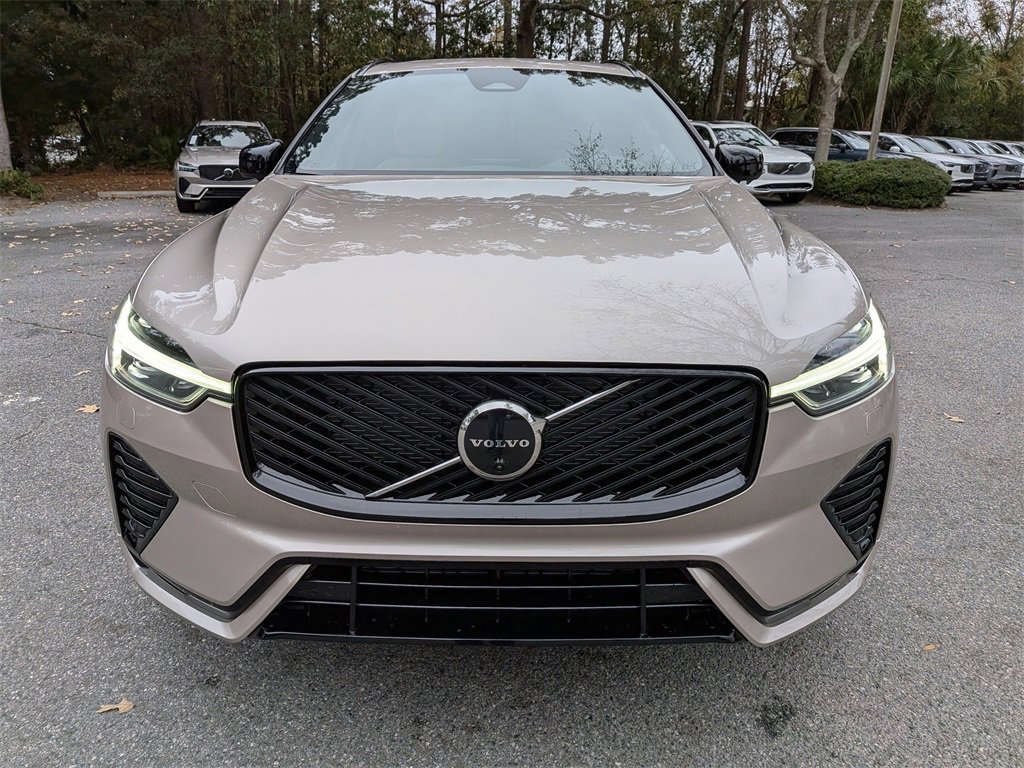 New 2026 Volvo XC60 B5 Plus w/ Protection Package Premier image 9