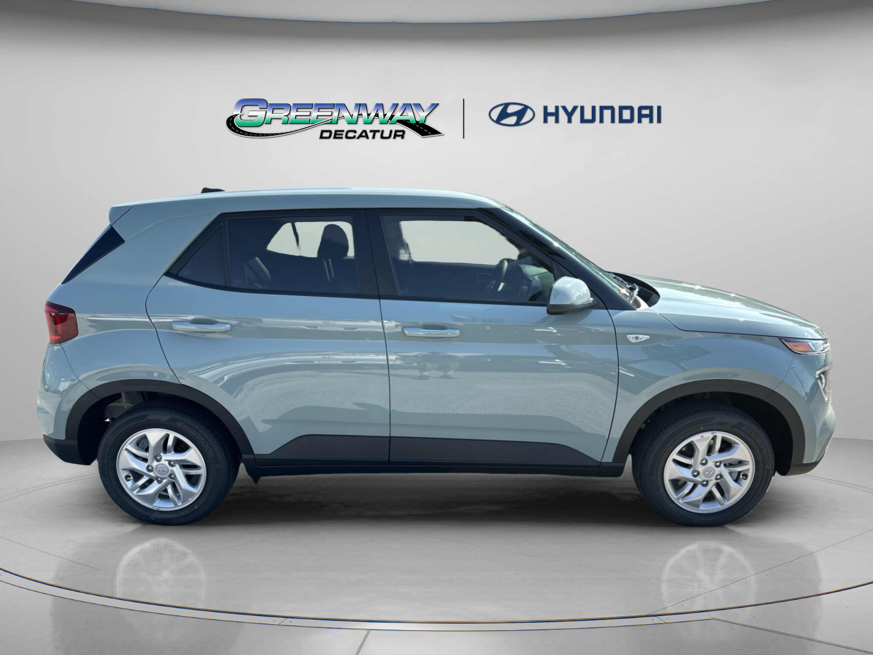 New 2026 Hyundai Venue SE FWD image 9