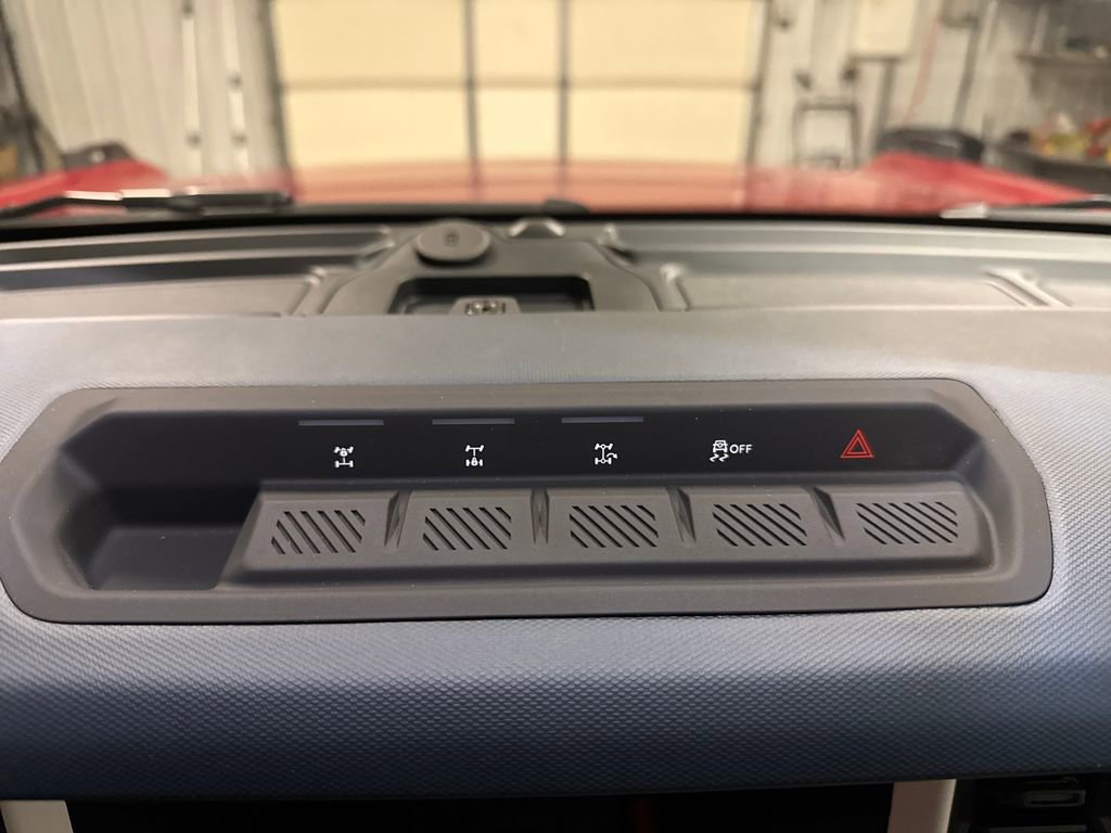 New 2025 Ford Bronco Heritage Edition image 15