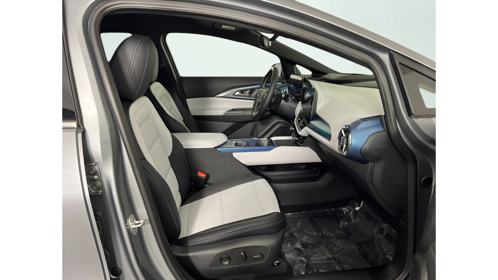 New 2026 Chevrolet Equinox EV LT w/ Active Safety Package 3 FWD image 12