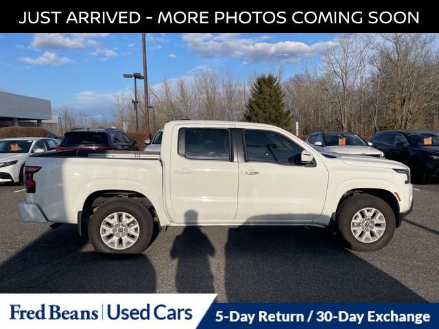 Certified 2024 Nissan Frontier SV w/ SV Convenience Package image 2