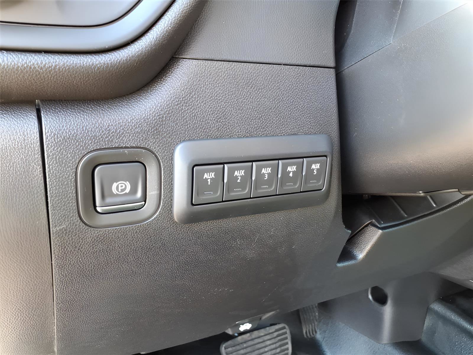 New 2026 Chevrolet Silverado 2500 W/T w/ WT Convenience Package image 18