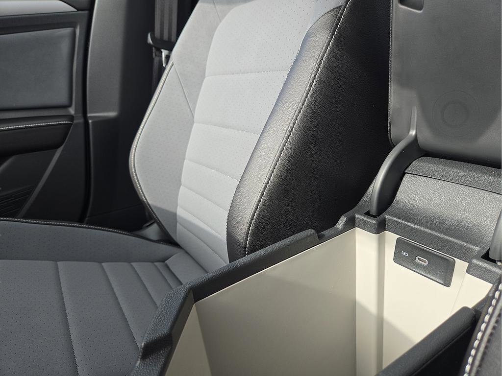 New 2026 Volkswagen Jetta SE image 21