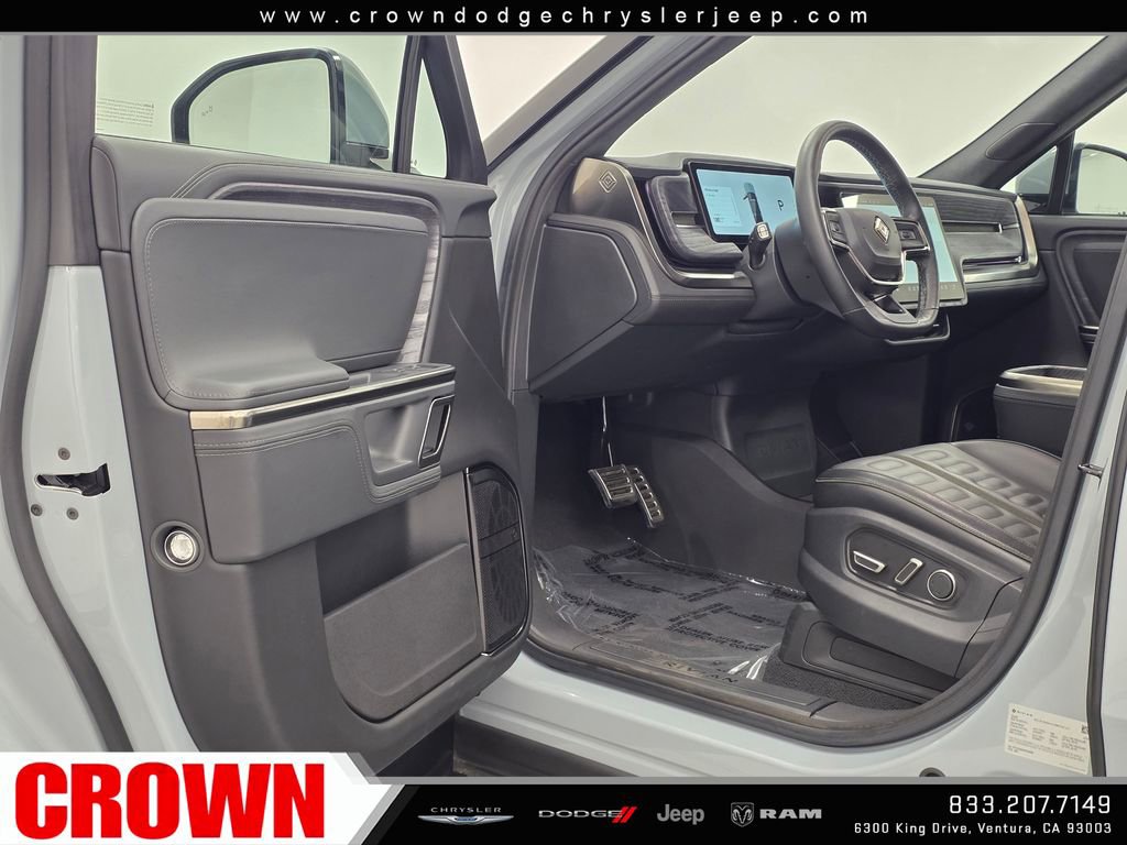 Used 2024 Rivian R1S Adventure AWD/4WD image 35