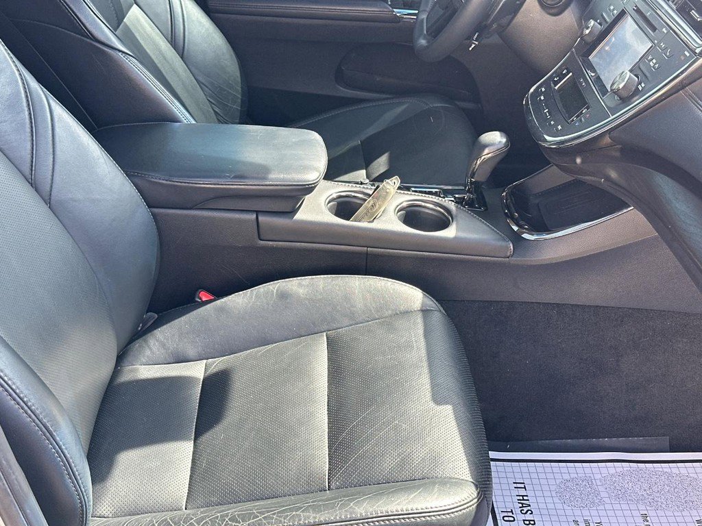Used 2017 Toyota Avalon Limited w/ All Weather Liner Package image 17