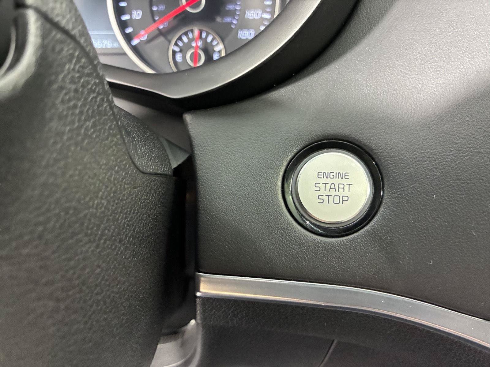 Used 2018 Kia Stinger GT2 RWD image 35