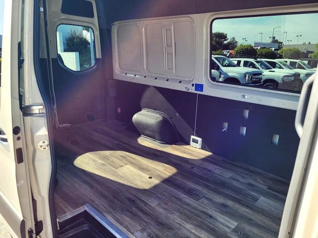 Used 2021 Mercedes-Benz Sprinter 2500 image 12