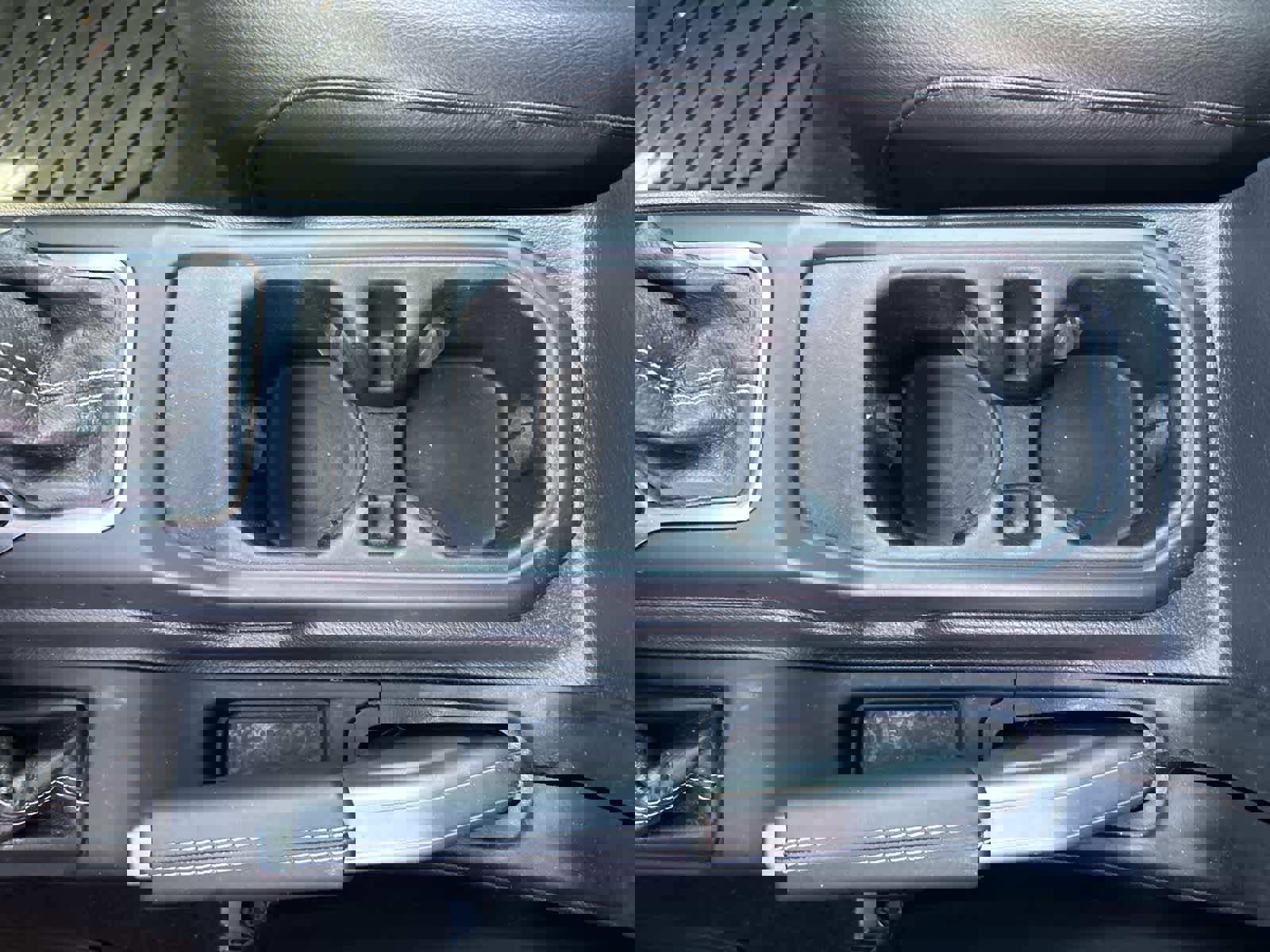 Used 2023 Jeep Wrangler Sahara image 51