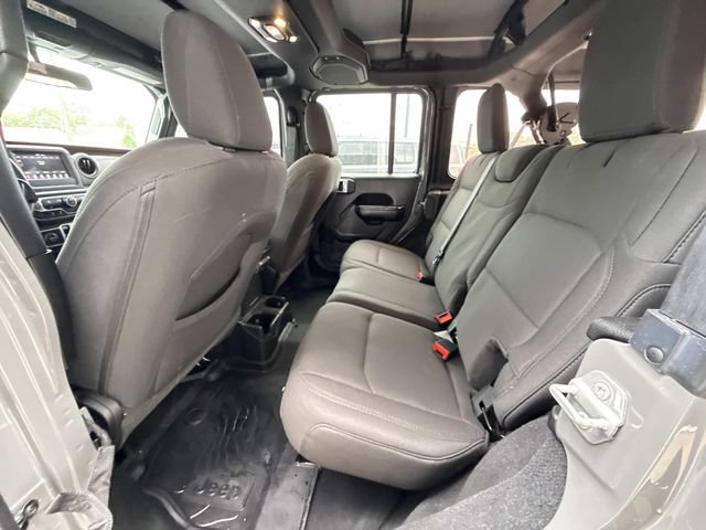 Used 2022 Jeep Wrangler Unlimited Sport AWD/4WD image 19