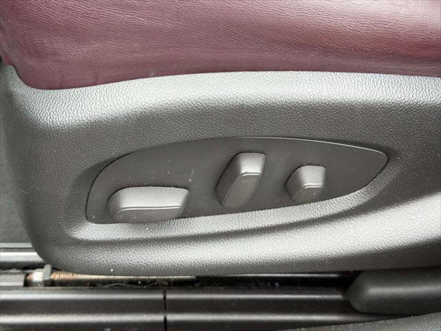 Used 2014 Buick LaCrosse Premium w/ Ultra Luxury Package FWD image 23