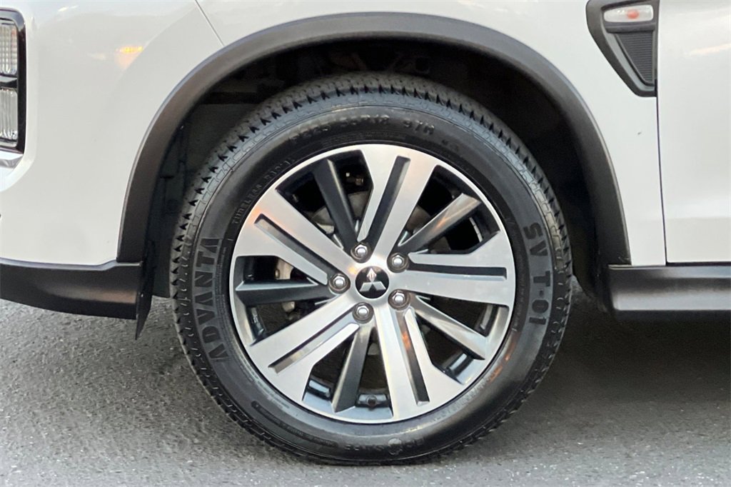 Used 2020 Mitsubishi Outlander Sport ES image 30