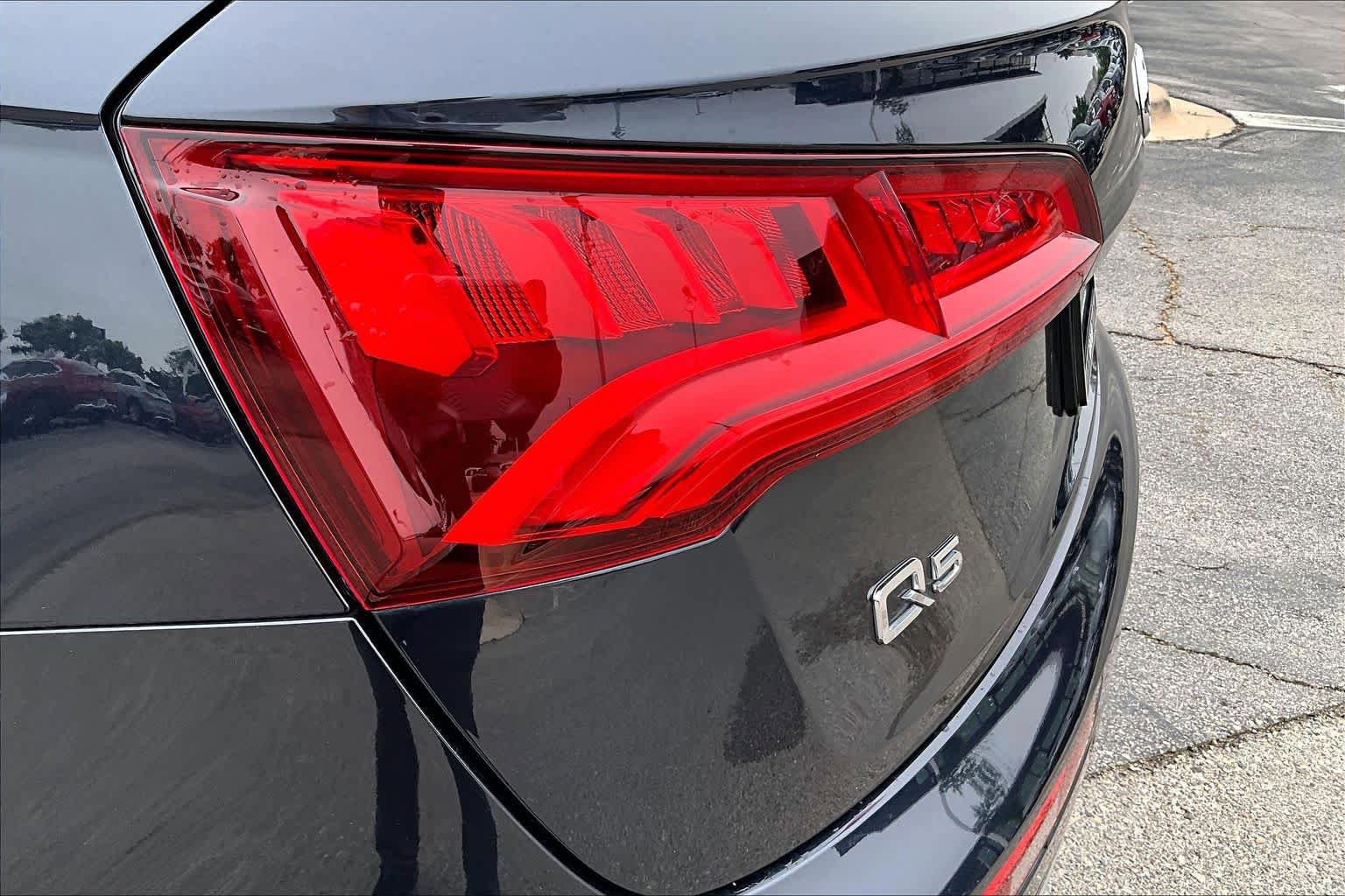 Used 2018 Audi Q5 2.0T Premium Plus w/ Premium Plus Package AWD/4WD image 29