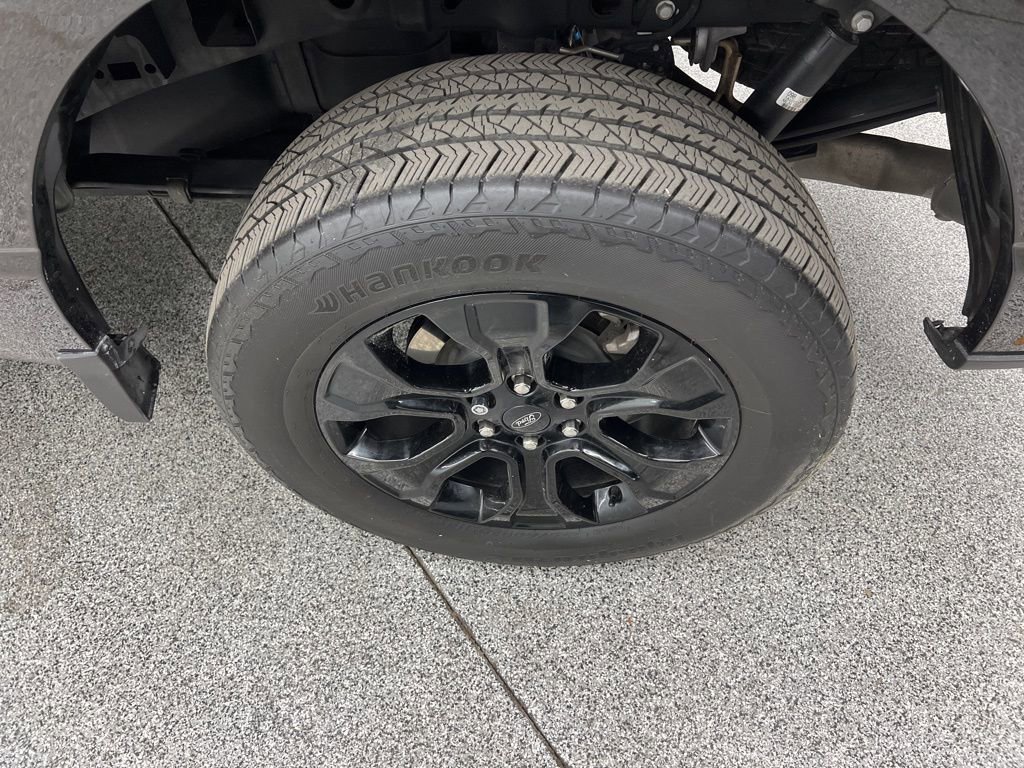 Used 2023 Ford F150 Lariat w/ Equipment Group 502A High image 8