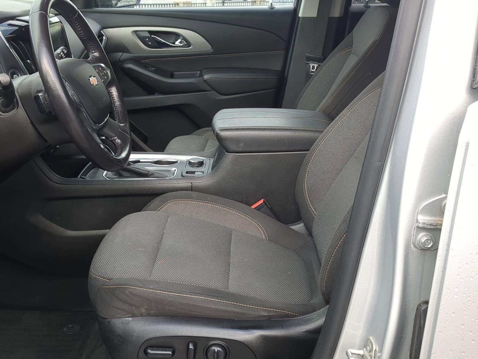 Used 2019 Chevrolet Traverse LT image 22