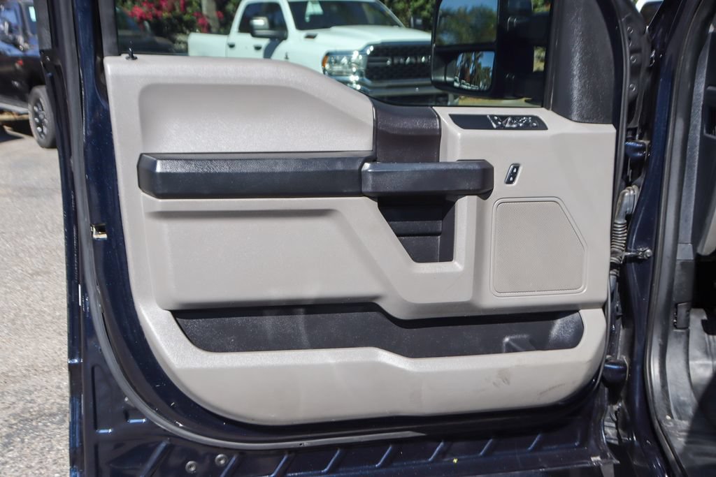 Used 2022 Ford F250 XLT w/ XLT Value Package RWD image 13