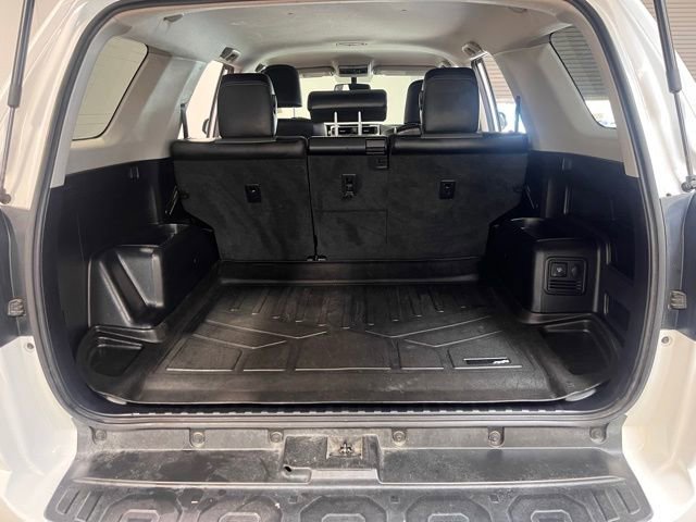 Used 2018 Toyota 4Runner SR5 Premium AWD/4WD image 16