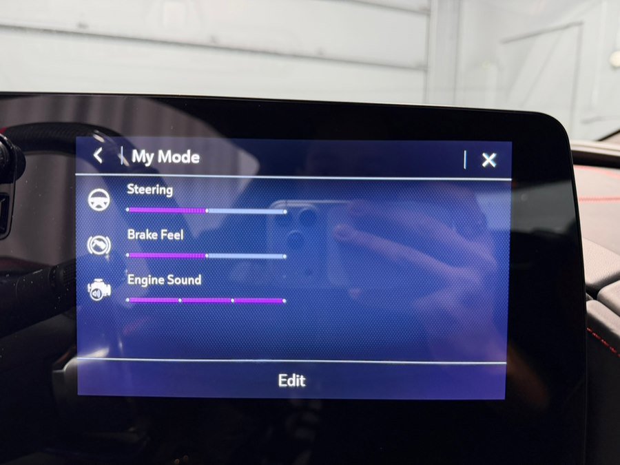 Used 2023 Chevrolet Corvette Stingray Premium Cpe w/ Z51 Performance Package image 22