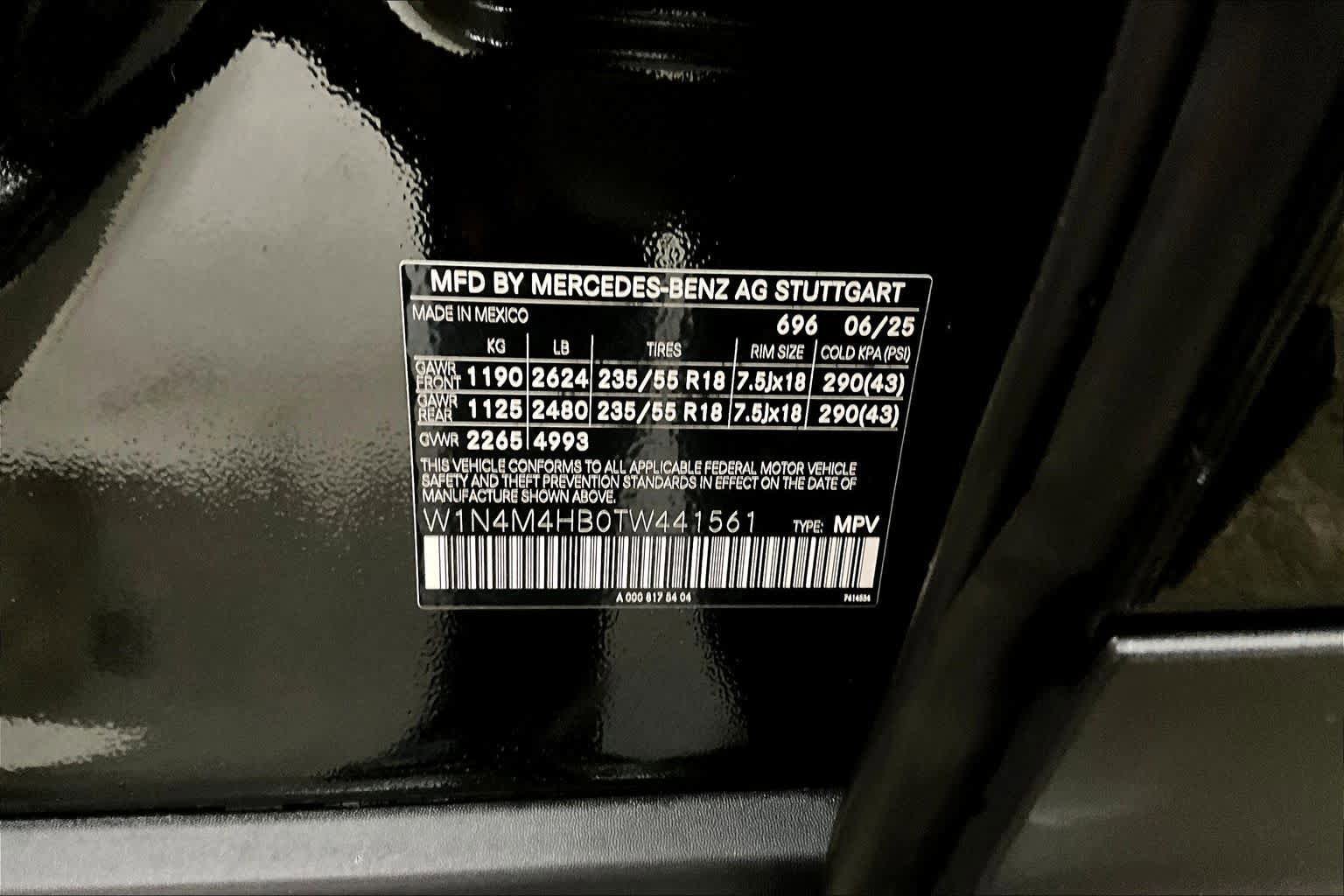 Used 2026 Mercedes-Benz GLB 250 4MATIC image 34