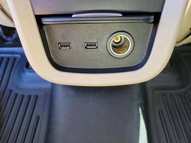 Certified 2019 Lincoln Nautilus Reserve w/ Drivers Assistance Package image 18