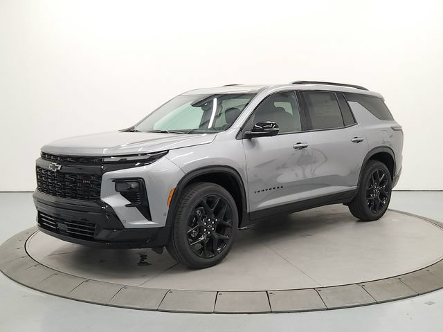 New 2026 Chevrolet Traverse RS w/ LPO, Floor Liner Package FWD image 3