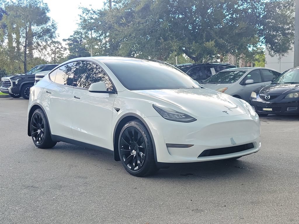 Used 2021 Tesla Model Y Long Range AWD/4WD image 3