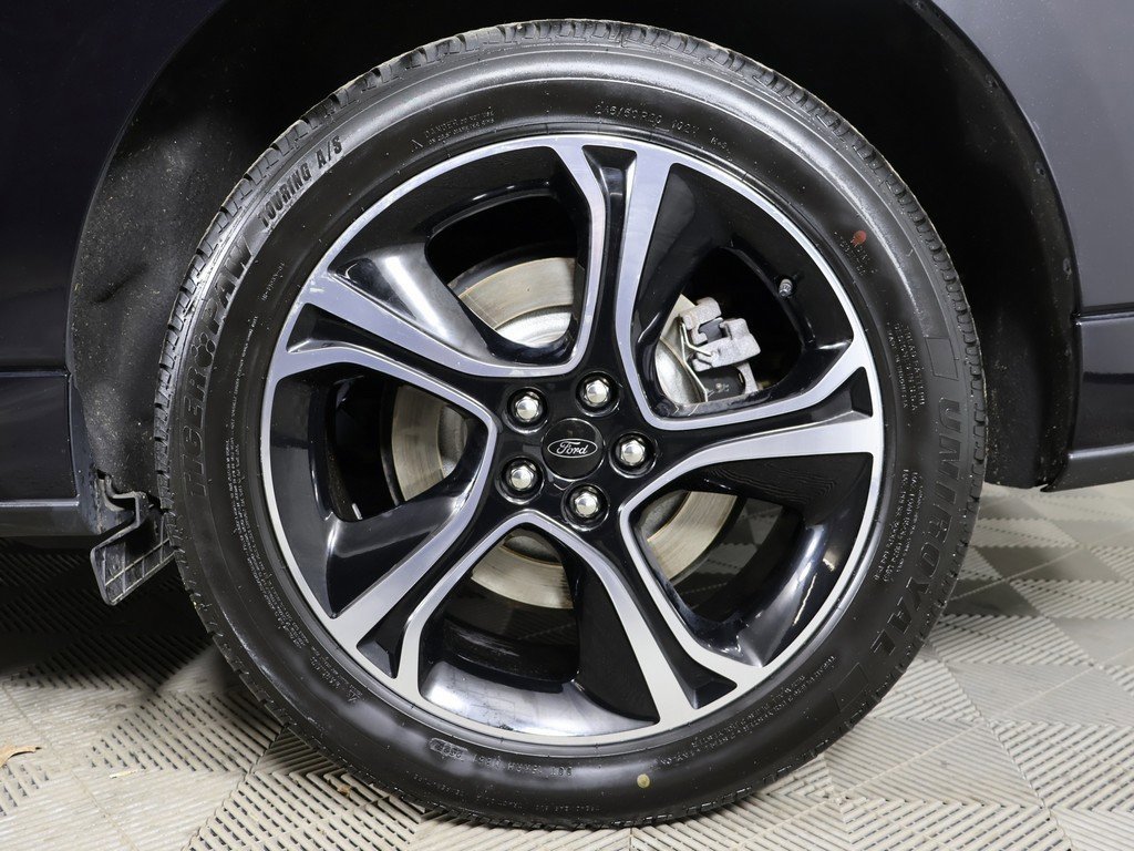 Used 2020 Ford Edge ST w/ Cold Weather Package image 21