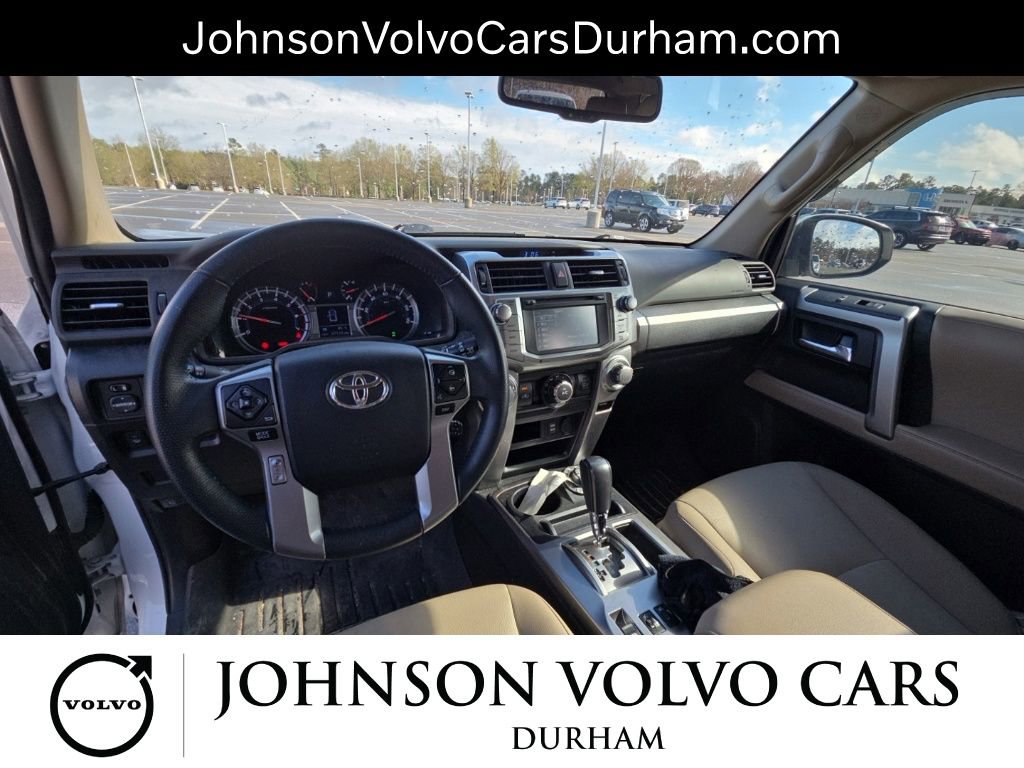 Used 2017 Toyota 4Runner SR5 Premium image 11