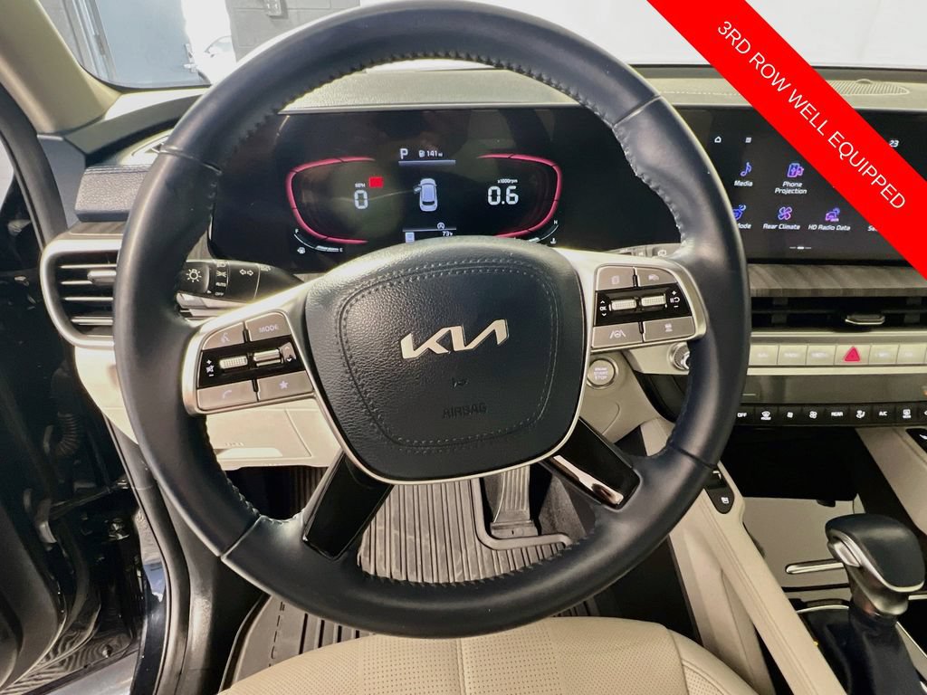 Certified 2023 Kia Telluride EX w/ EX Captain's Chair Package FWD image 12