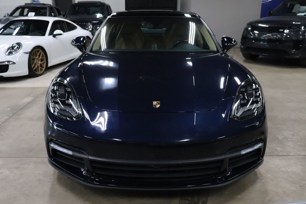 Used 2020 Porsche Panamera image 8