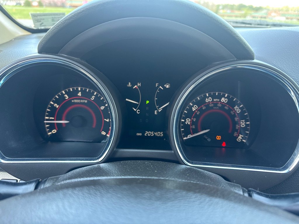 Used 2010 Toyota Highlander SE image 36