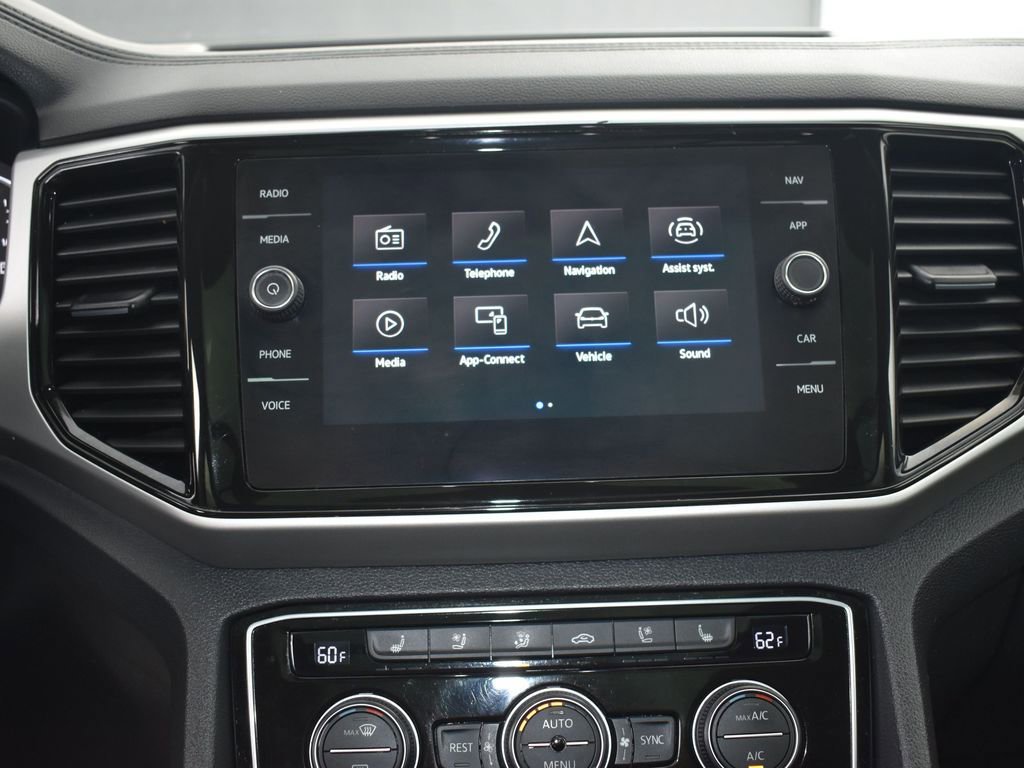 Used 2021 Volkswagen Atlas SEL Premium image 19